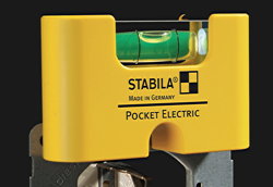 Stabila Pocket Electric an Steckdosen-Einsatz
